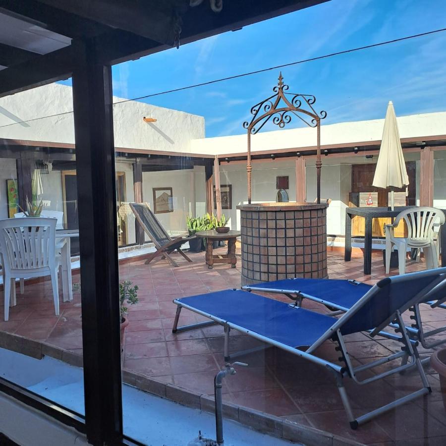 Casona La Orilla 1908 Tias Bed and Breakfast Εξωτερικό φωτογραφία