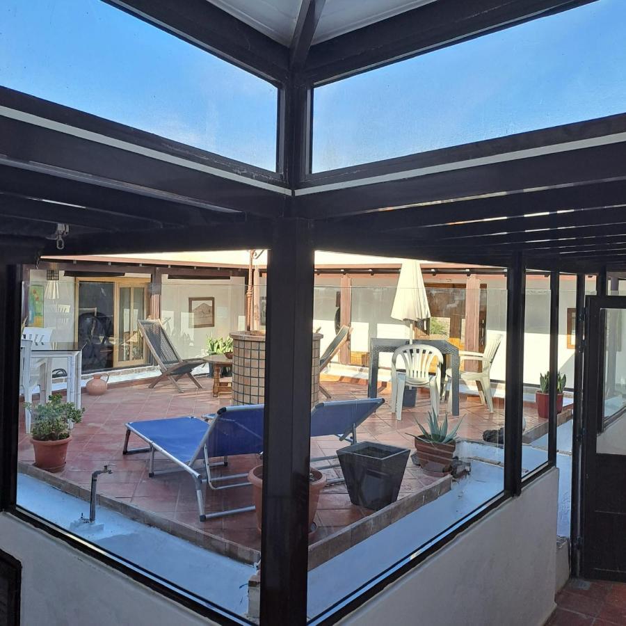 Casona La Orilla 1908 Tias Bed and Breakfast Εξωτερικό φωτογραφία