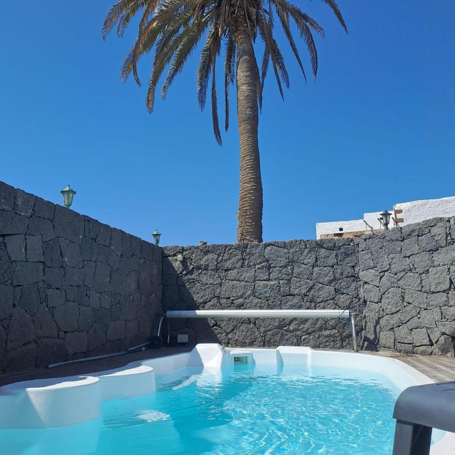Casona La Orilla 1908 Tias Bed and Breakfast Εξωτερικό φωτογραφία
